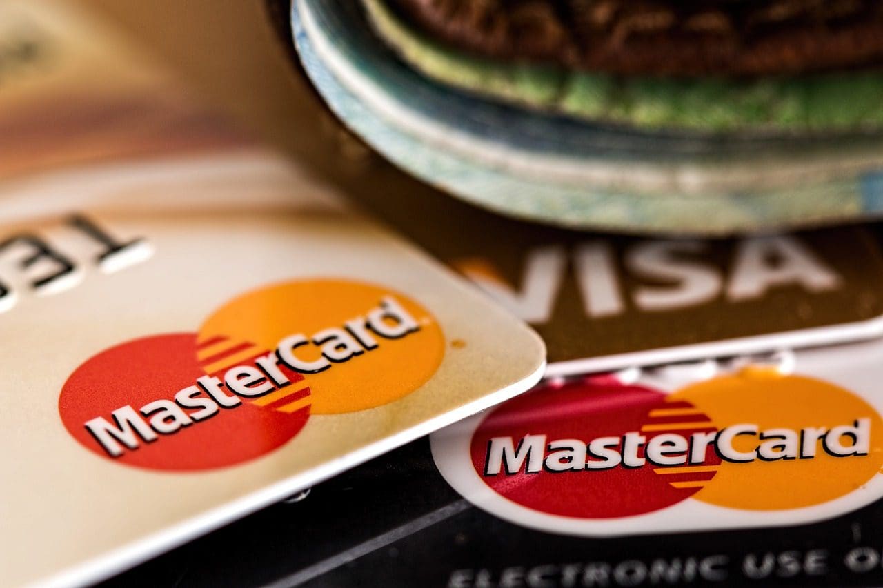 credit-card-851506_1280 Paiement fractionné : L'essor des ces solutions comme outil de gestion budgétaire